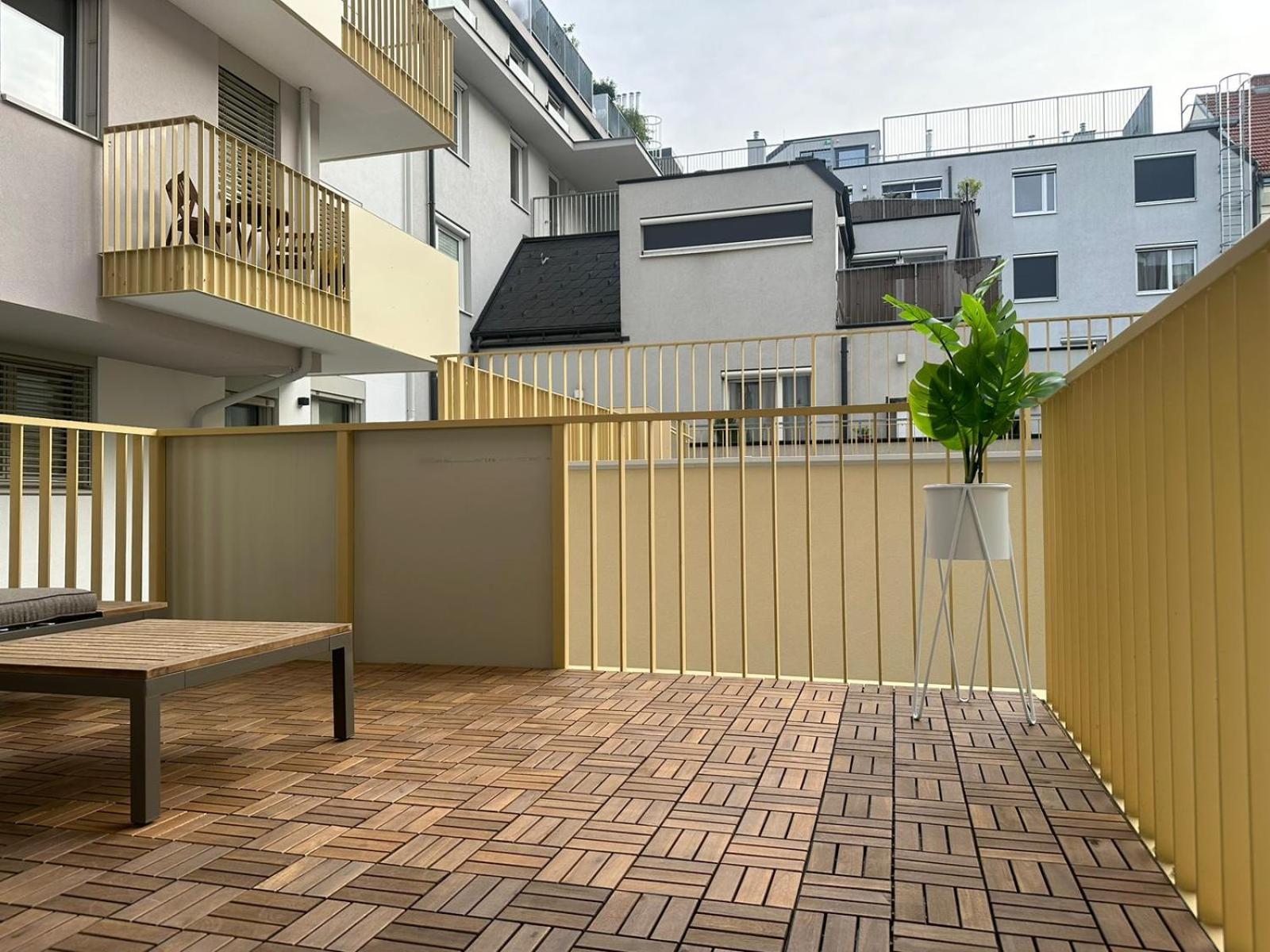 Modern Apartment I Parking I Вена Экстерьер фото